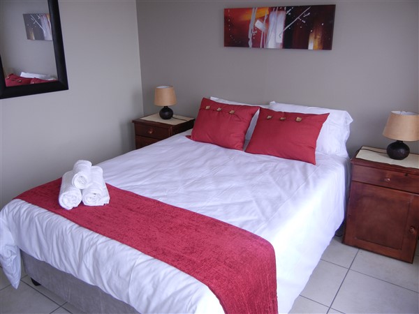 To Let 2 Bedroom Property for Rent in Santini Village Western Cape
